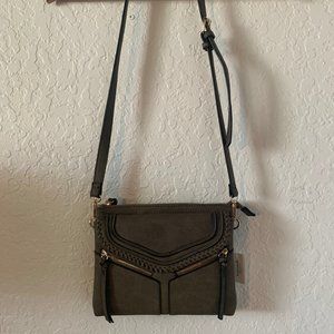 MOVING TO DEPOP // boho over the shoulder bag